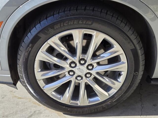 used 2023 Cadillac XT6 car, priced at $43,997