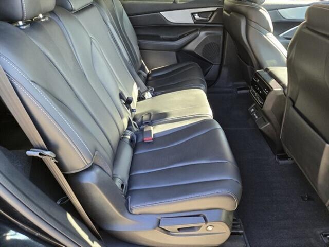 used 2023 Acura MDX car, priced at $44,497