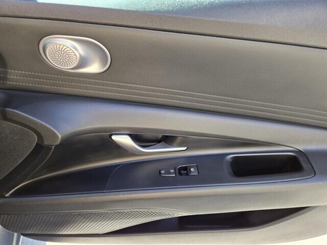 used 2022 Hyundai Elantra car, priced at $19,497