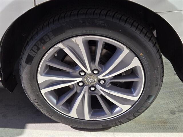used 2018 Acura MDX car, priced at $25,497