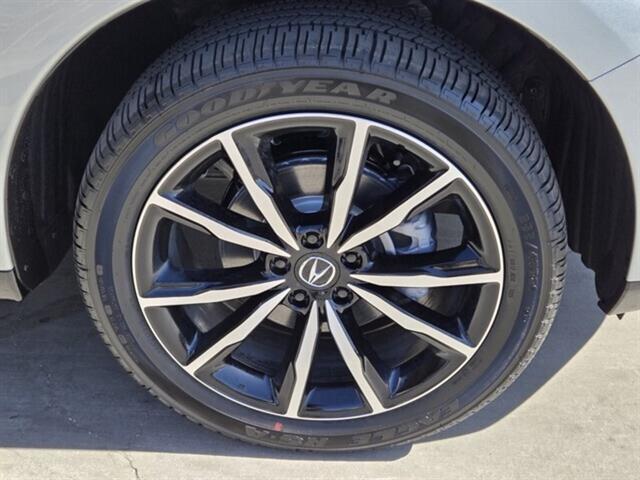 new 2025 Acura RDX car, priced at $55,800