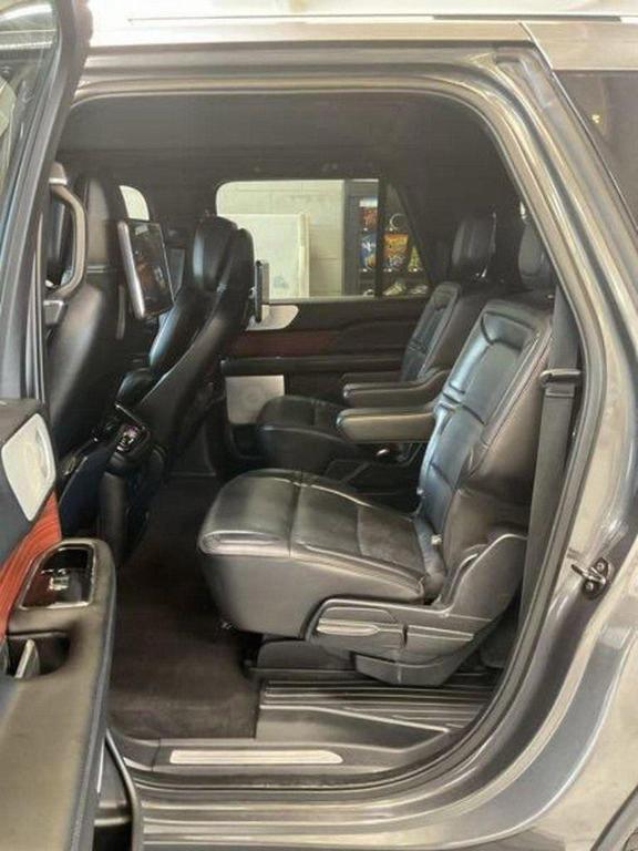 used 2018 Lincoln Navigator L car, priced at $28,998