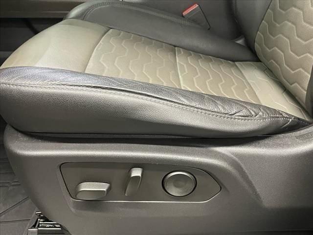 used 2022 Chevrolet Silverado 1500 car, priced at $47,998