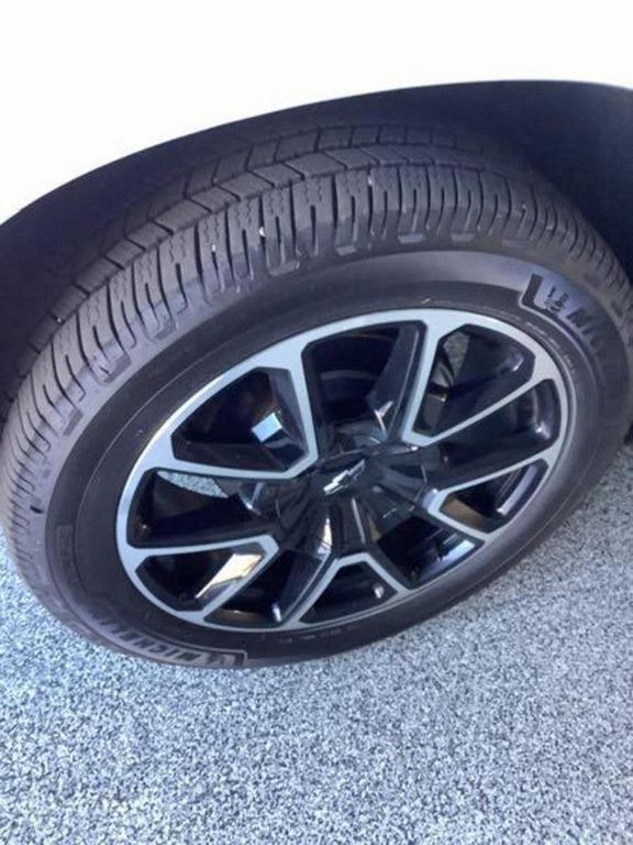 used 2021 Chevrolet Suburban car, priced at $43,442