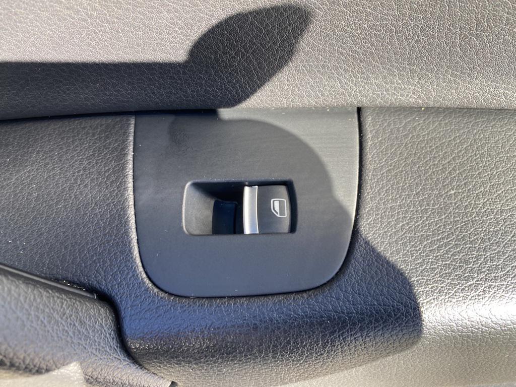 used 2013 Audi Q7 car, priced at $8,999