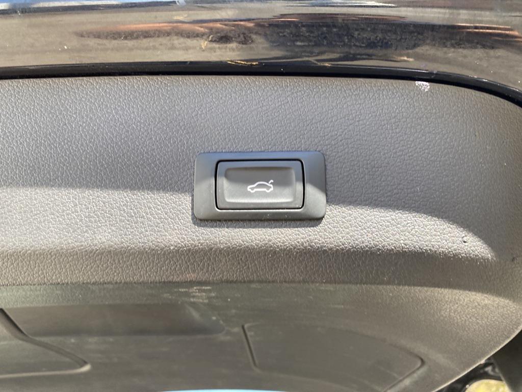 used 2013 Audi Q7 car, priced at $8,999