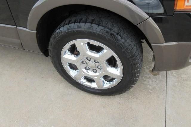 used 2016 Ford Expedition car, priced at $20,998