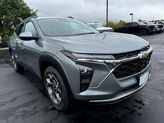 new 2025 Chevrolet Trax car