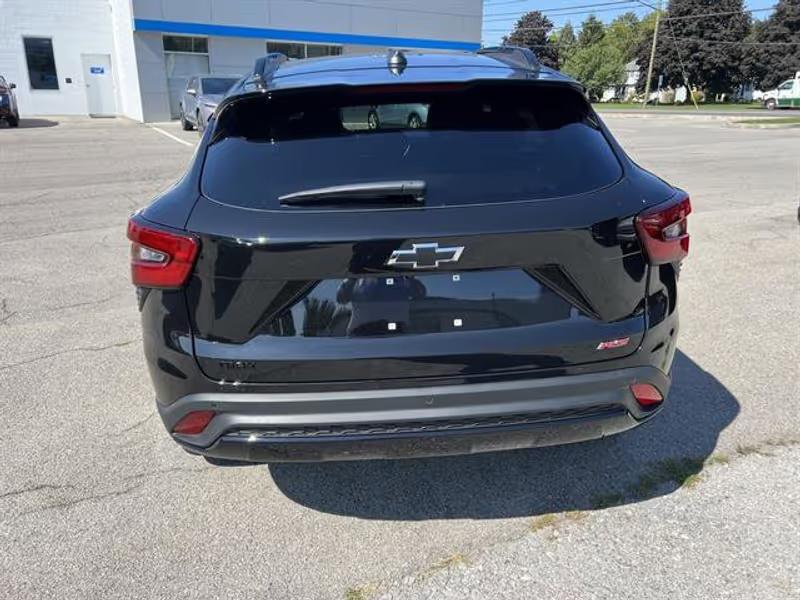 new 2026 Chevrolet Trax car, priced at $27,066