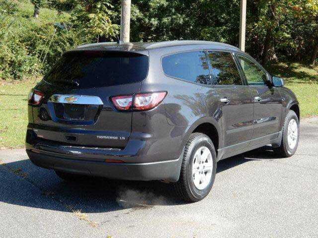 used 2015 Chevrolet Traverse car, priced at $8,885