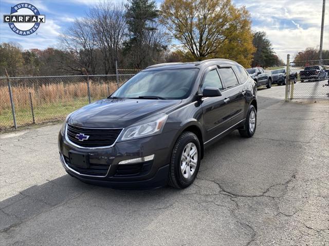 used 2015 Chevrolet Traverse car, priced at $9,304