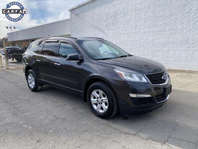 used 2015 Chevrolet Traverse car, priced at $9,304