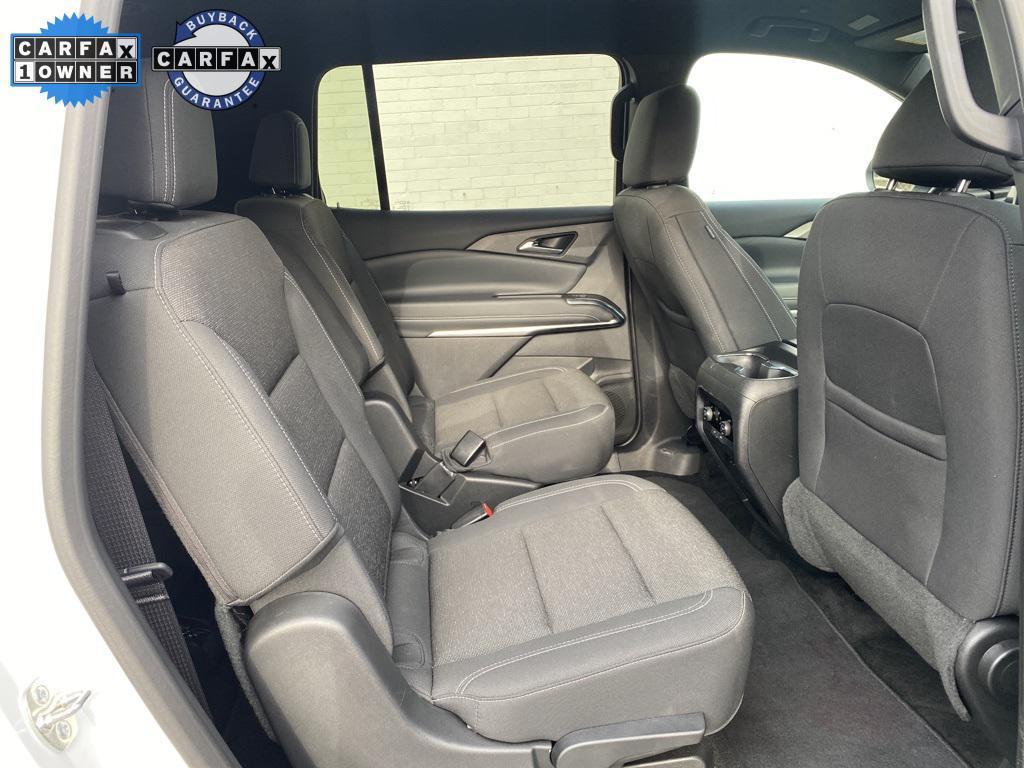 used 2025 Chevrolet Traverse car, priced at $35,852