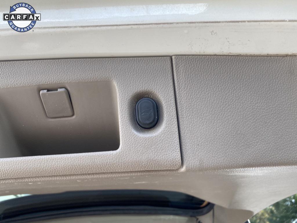 used 2015 Chevrolet Suburban car, priced at $16,712