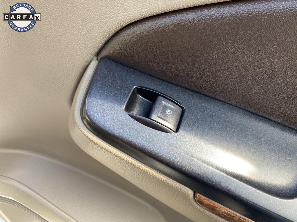 used 2015 Chevrolet Suburban car, priced at $16,712