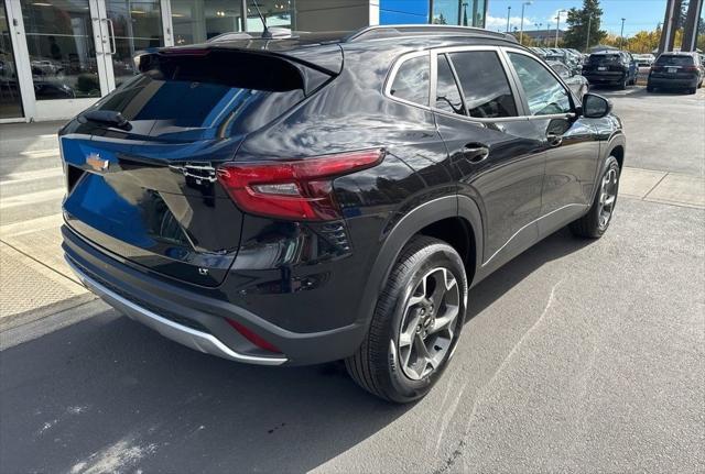 new 2025 Chevrolet Trax car