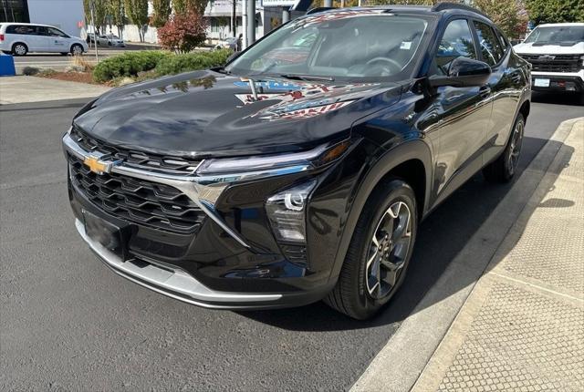 new 2025 Chevrolet Trax car