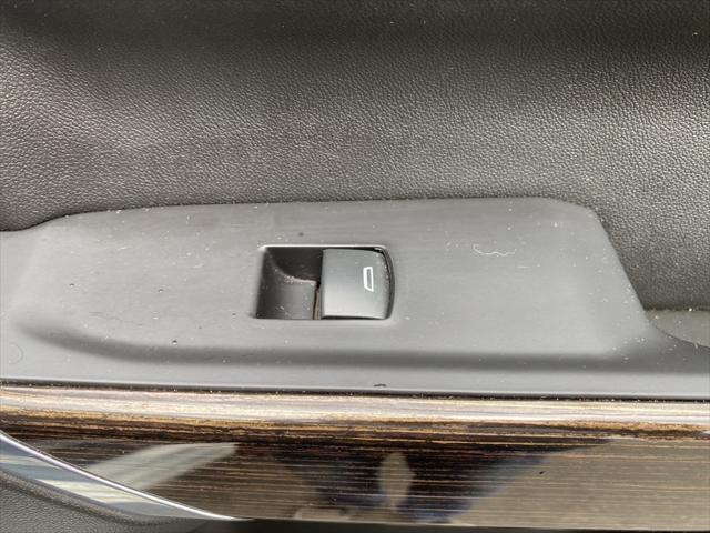 used 2021 GMC Sierra 1500 car, priced at $37,027