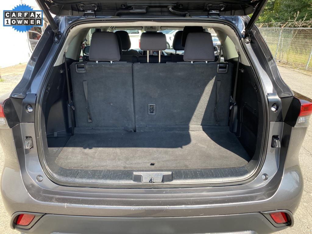 used 2020 Toyota Highlander car, priced at $22,979