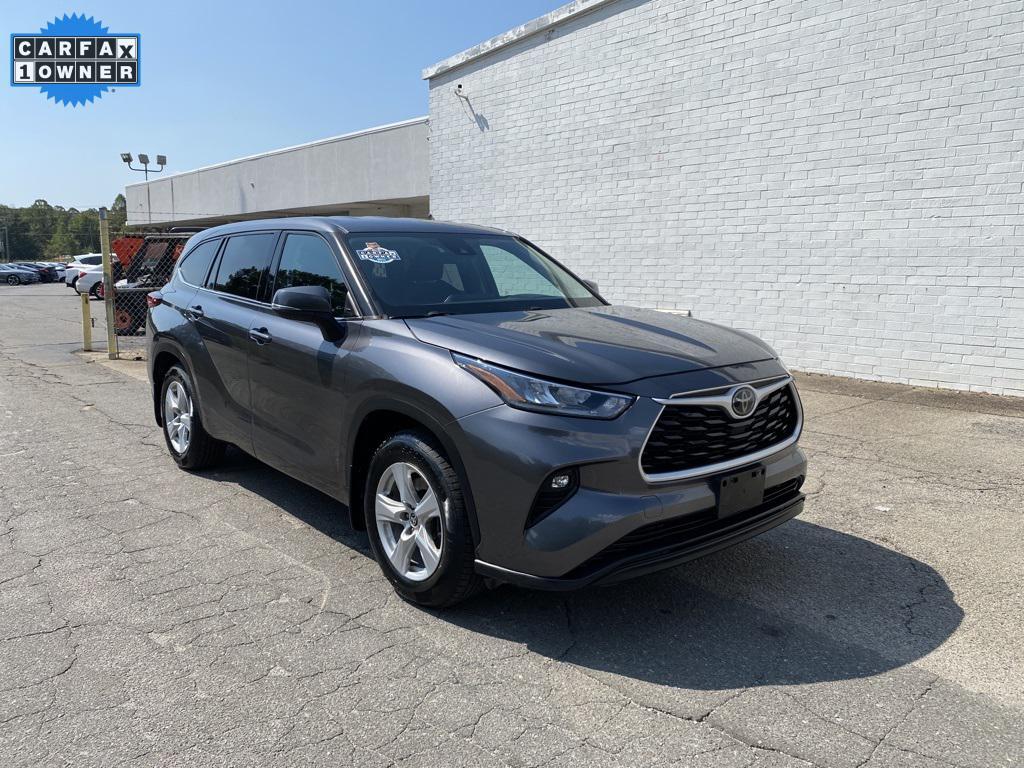 used 2020 Toyota Highlander car, priced at $22,979