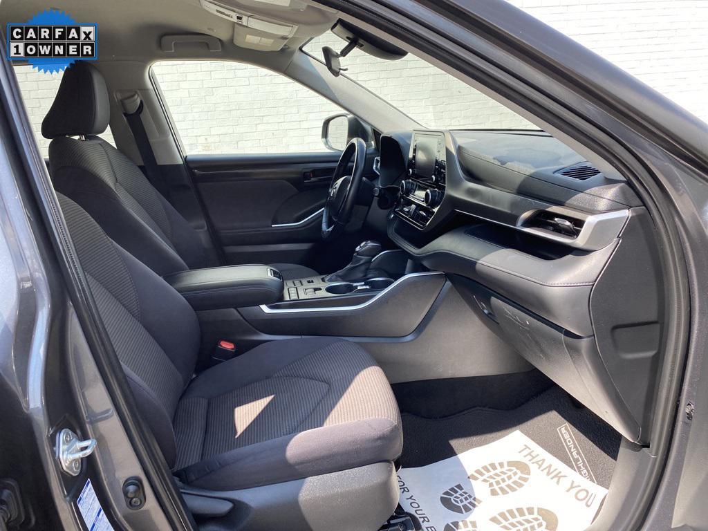 used 2020 Toyota Highlander car, priced at $22,979