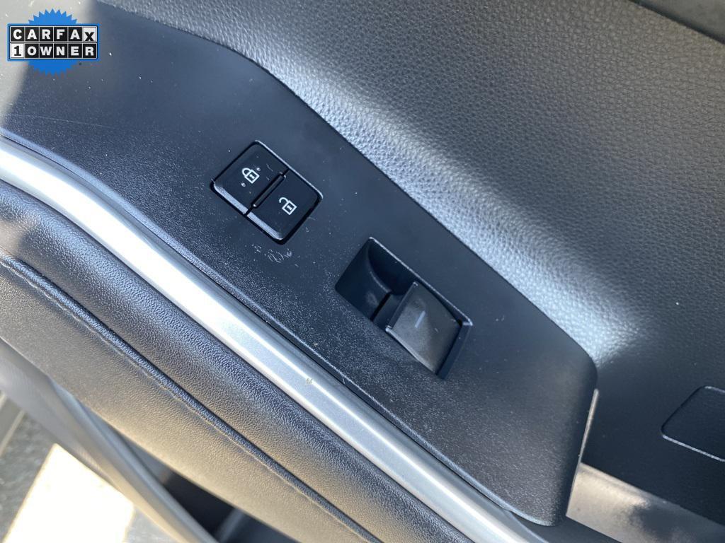 used 2020 Toyota Highlander car, priced at $22,979