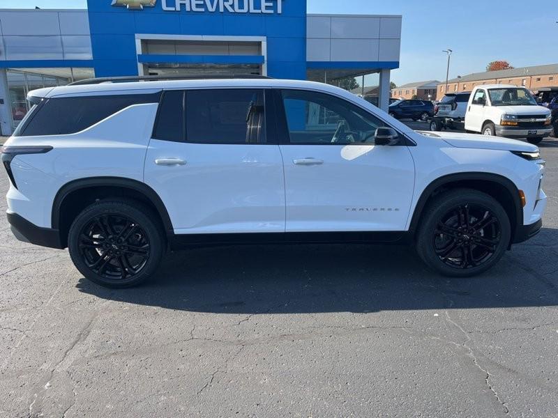 new 2026 Chevrolet Traverse car, priced at $47,780