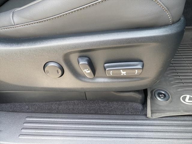 used 2022 Lexus GX 460 car, priced at $51,885