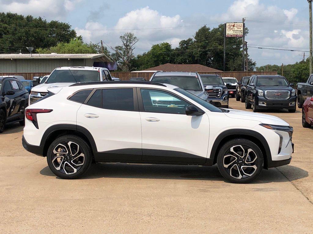 new 2025 Chevrolet Trax car, priced at $23,939