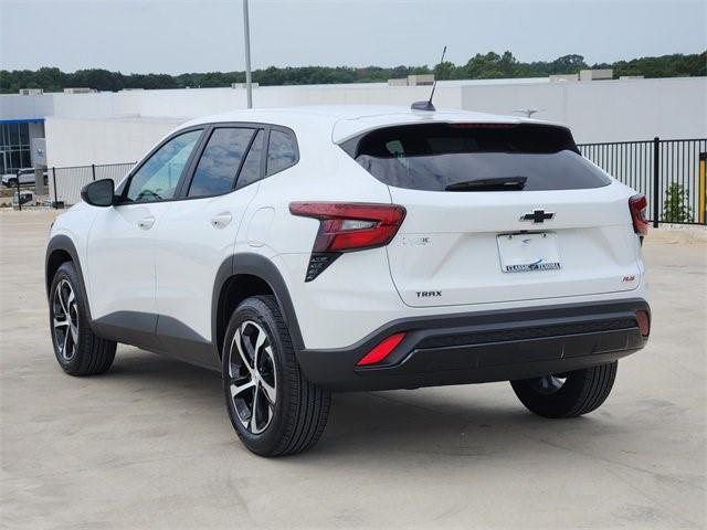 new 2025 Chevrolet Trax car, priced at $23,939