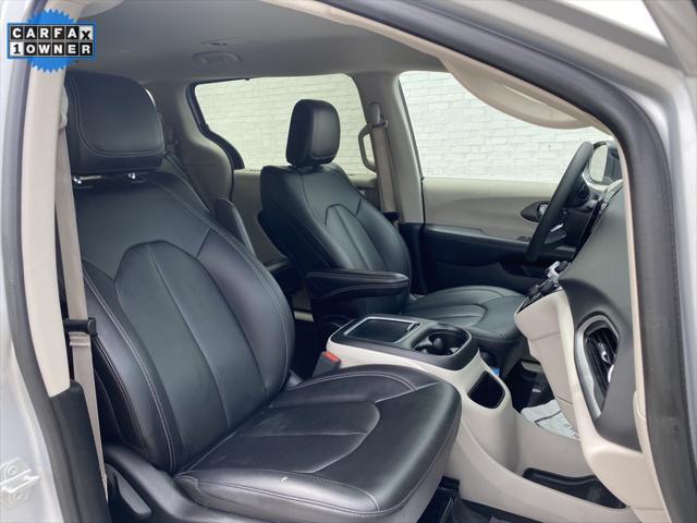 used 2024 Chrysler Pacifica car, priced at $30,763