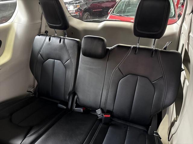 used 2024 Chrysler Pacifica car, priced at $30,763
