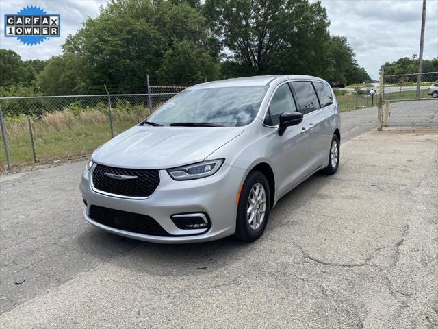 used 2024 Chrysler Pacifica car, priced at $30,763