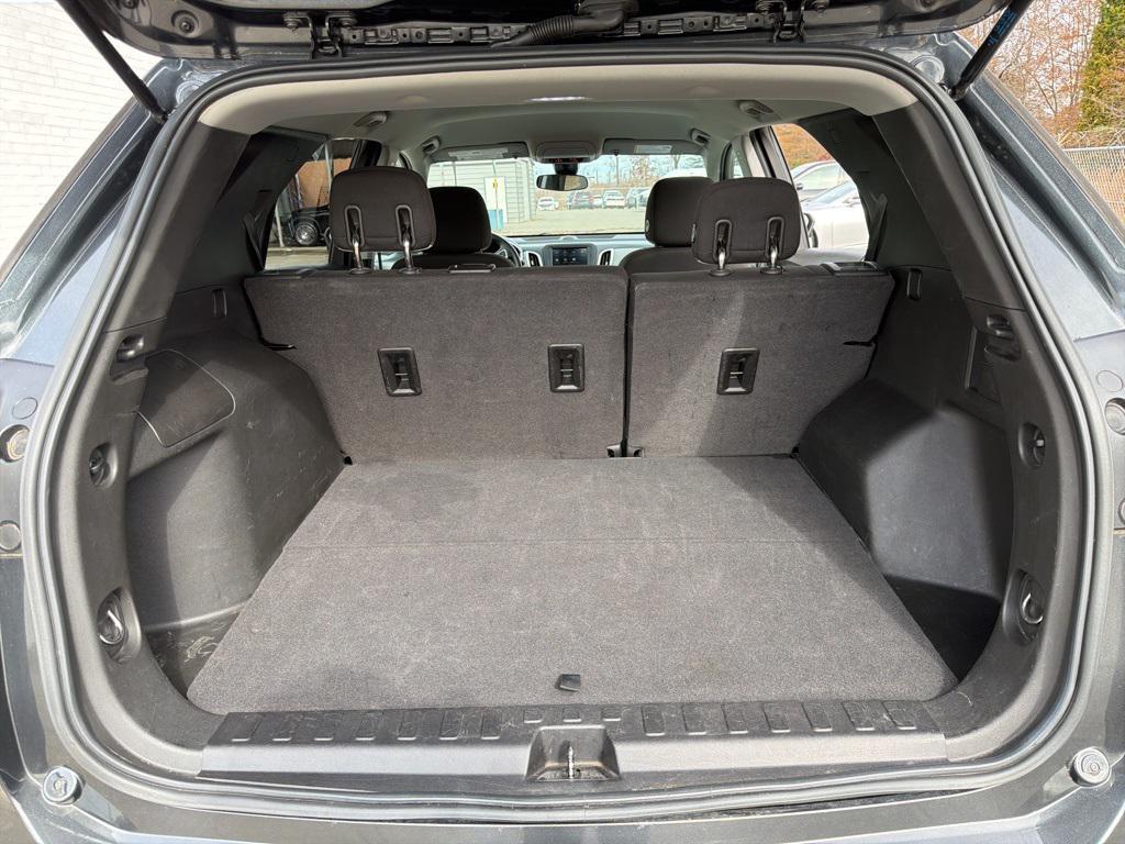 used 2020 Chevrolet Equinox car, priced at $16,999