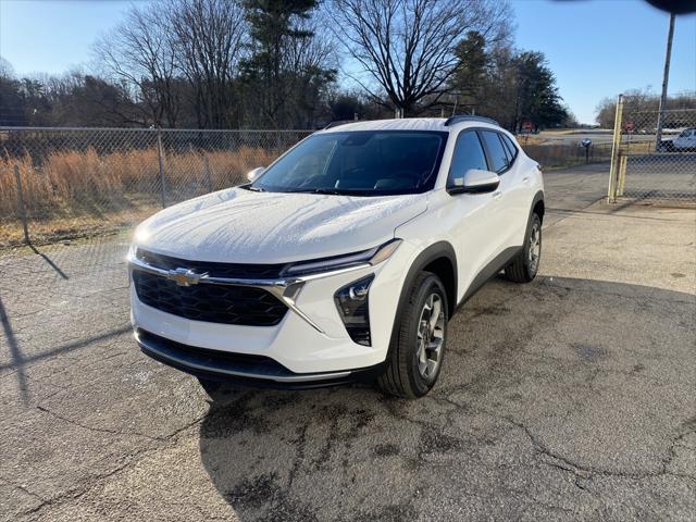 new 2025 Chevrolet Trax car, priced at $24,564