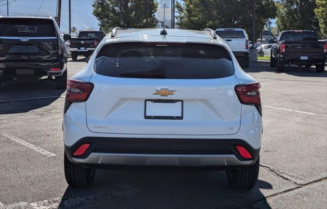 new 2025 Chevrolet Trax car