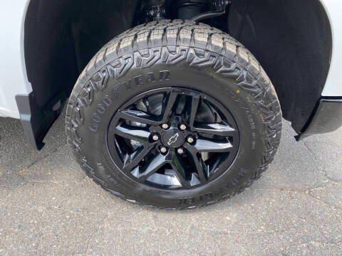 new 2025 Chevrolet Silverado 1500 car, priced at $52,009