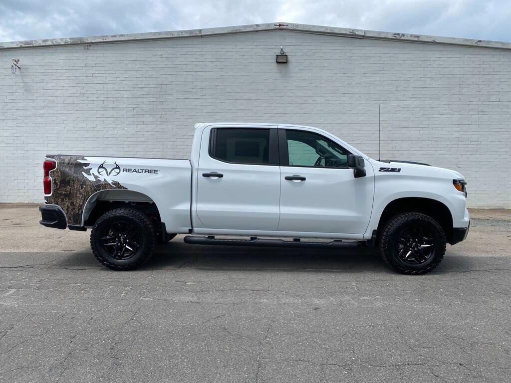 new 2025 Chevrolet Silverado 1500 car, priced at $52,009