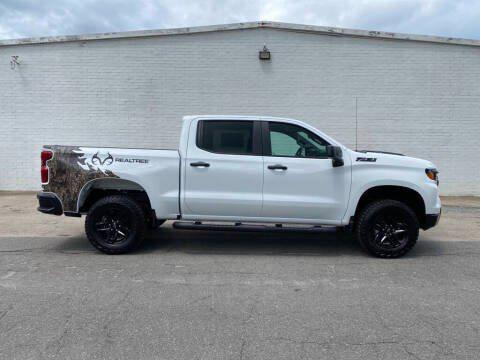 new 2025 Chevrolet Silverado 1500 car, priced at $52,009