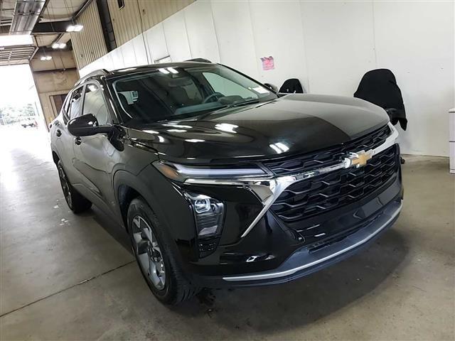 used 2024 Chevrolet Trax car, priced at $20,948