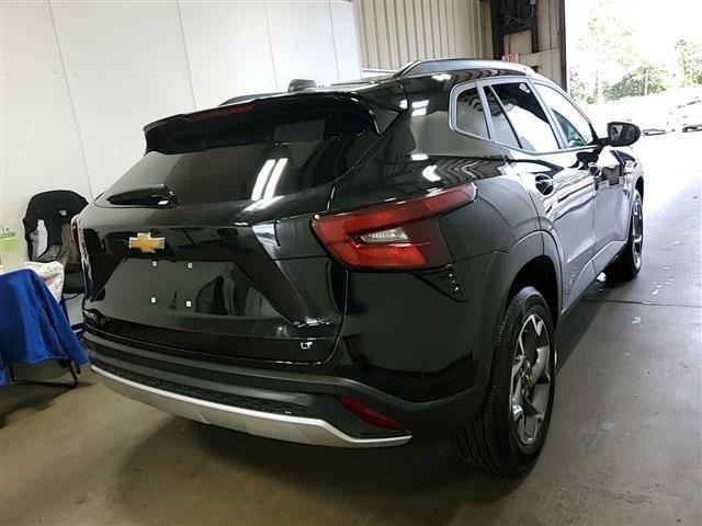used 2024 Chevrolet Trax car, priced at $20,948
