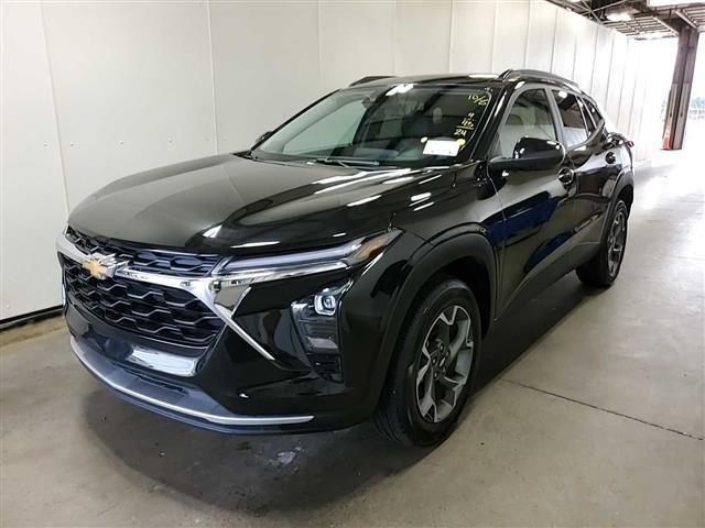 used 2024 Chevrolet Trax car, priced at $20,948