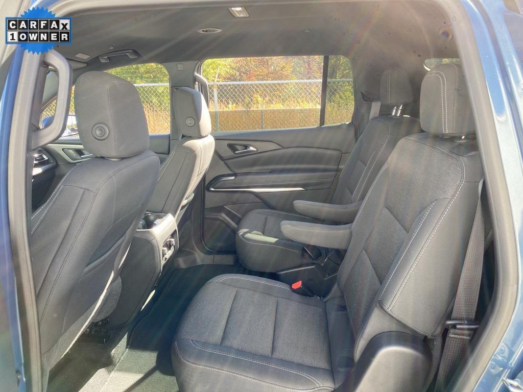 used 2025 Chevrolet Traverse car, priced at $34,498
