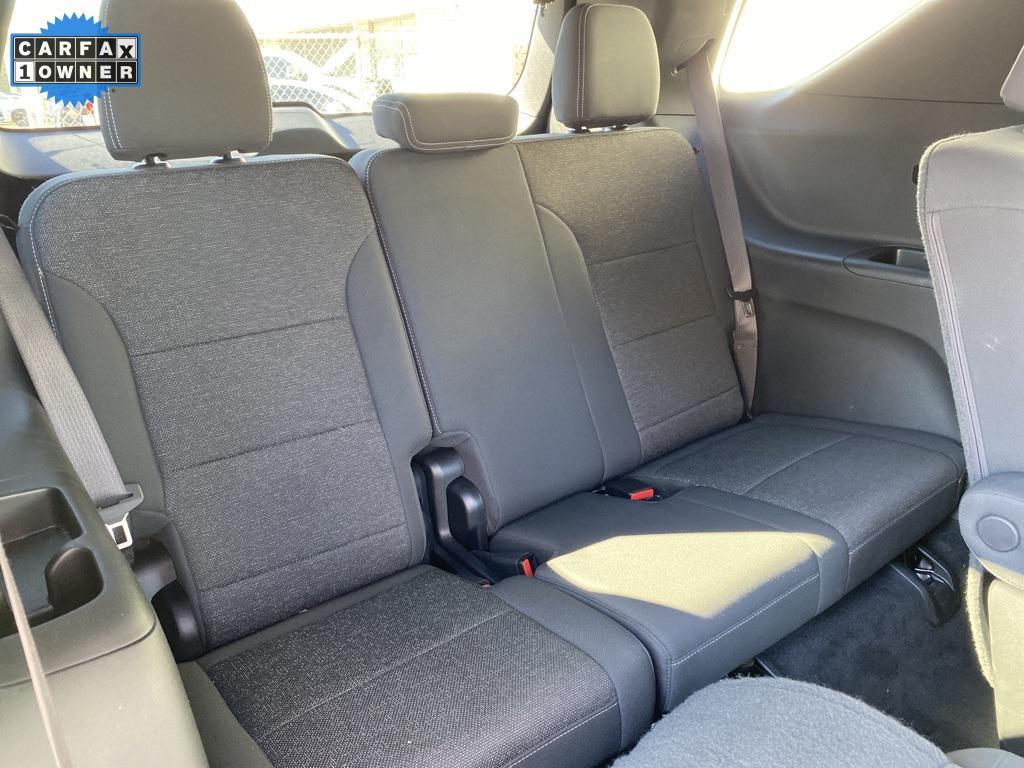 used 2025 Chevrolet Traverse car, priced at $34,498