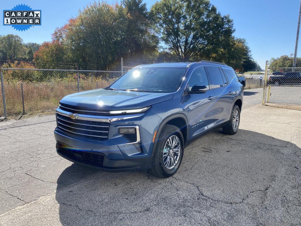 used 2025 Chevrolet Traverse car, priced at $34,498