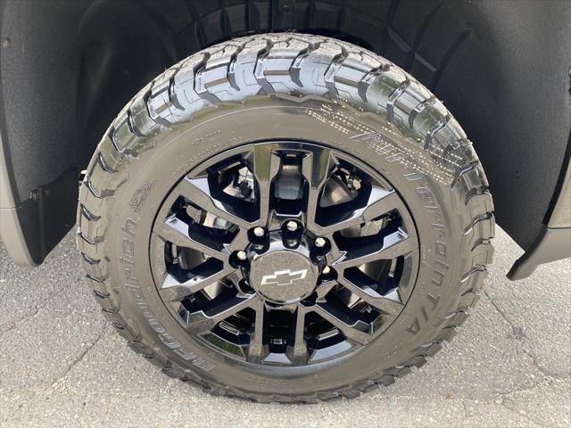 new 2025 Chevrolet Silverado 2500 car, priced at $74,266