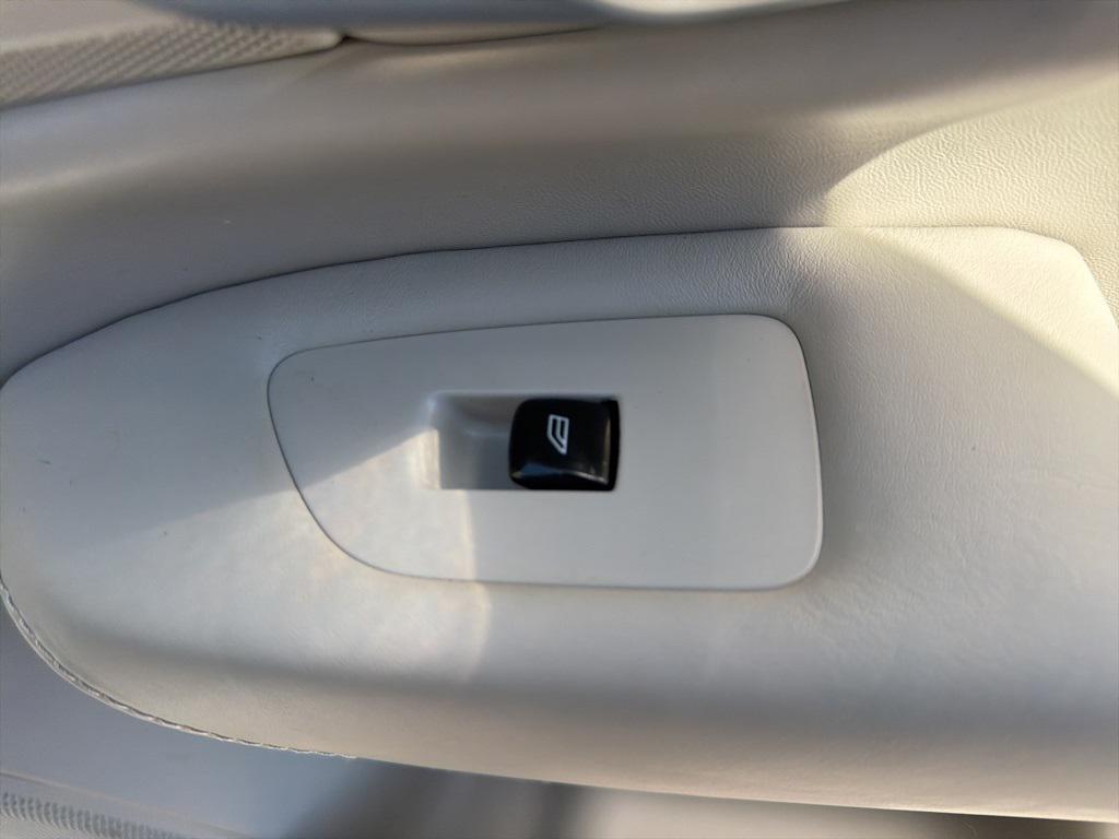 used 2019 Volvo XC90 car, priced at $19,358