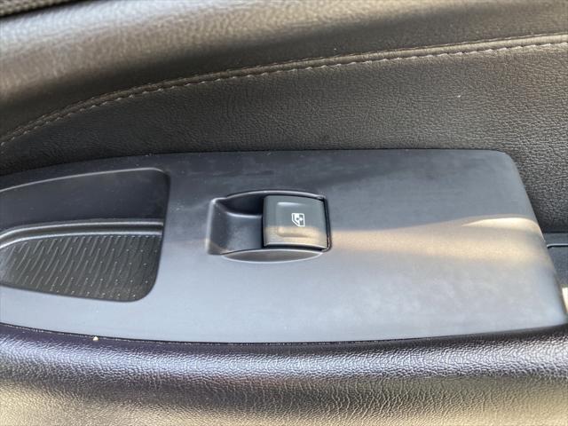used 2019 Cadillac Escalade ESV car, priced at $28,486