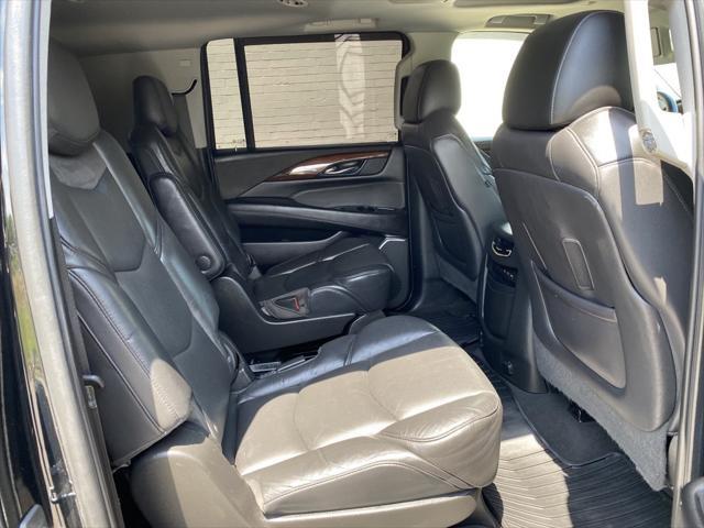 used 2019 Cadillac Escalade ESV car, priced at $28,486
