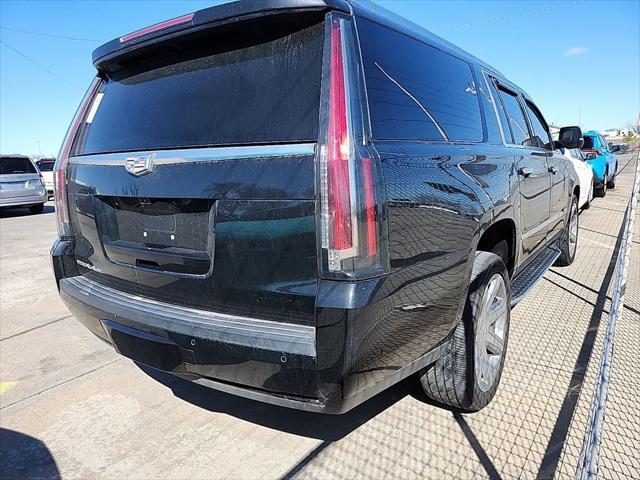 used 2019 Cadillac Escalade ESV car, priced at $29,430